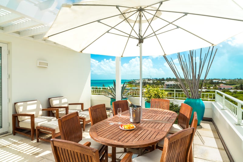 Oceanfront Luxury 3 BDM Suite