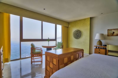 Luxury Villa Photo #47