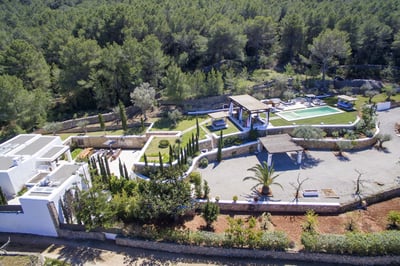 Luxury Villa Photo #44