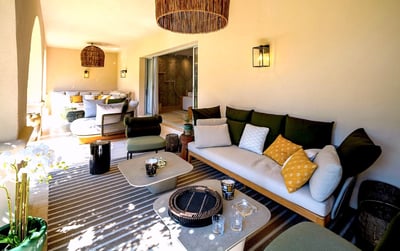 Luxury Villa Photo #8