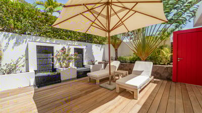 Luxury Villa Photo #39