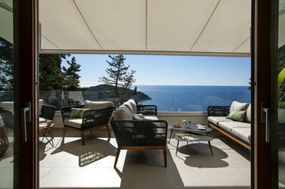 Luxury Villa Photo #14