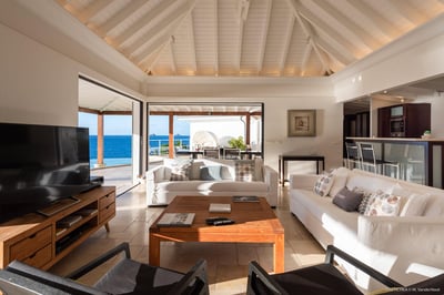 Luxury Villa Photo #35