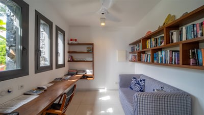 Luxury Villa Photo #16
