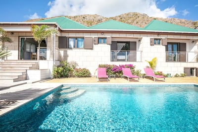 Luxury Villa Photo #5