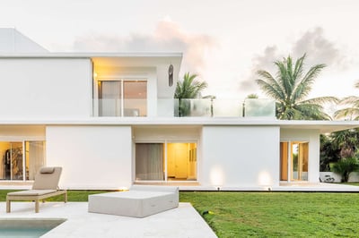 Luxury Villa Photo #6