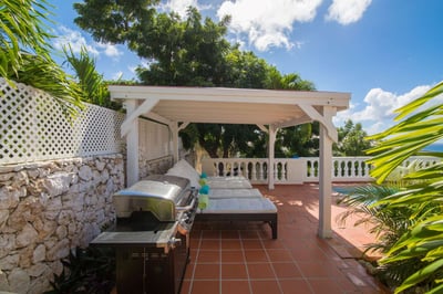 Luxury Villa Photo #8