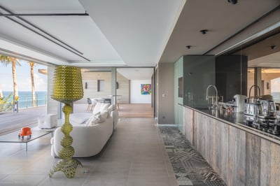 Luxury Villa Photo #14
