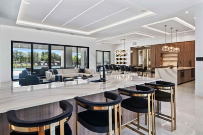 Luxury Villa Photo #28