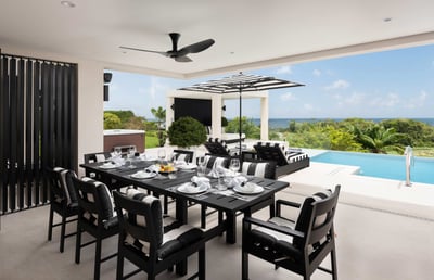 Luxury Villa Photo #4