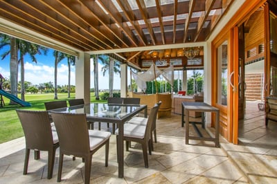 Luxury Villa Photo #11