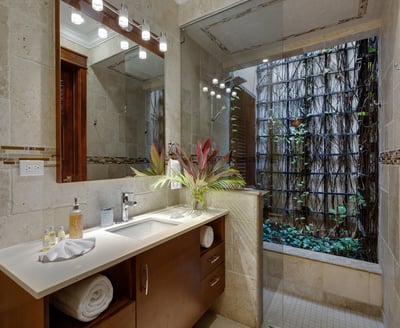 Luxury Villa Photo #40