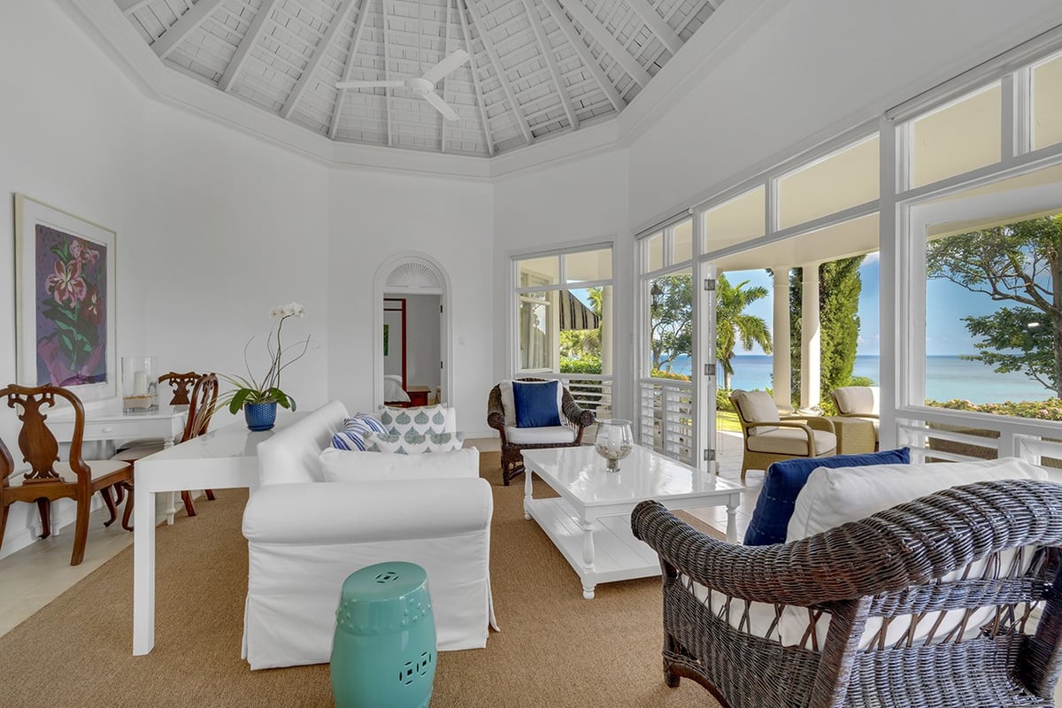 Longview Villa