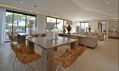 Luxury Villa Photo #7