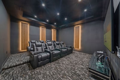 Luxury Villa Photo #35