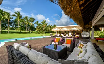 Luxury Villa Photo #7