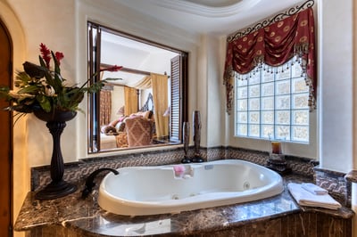 Luxury Villa Photo #51