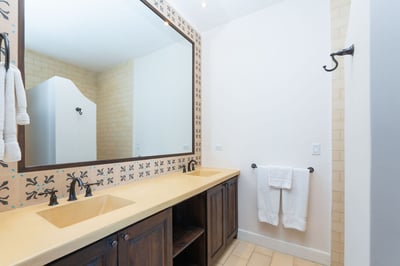 Luxury Villa Photo #11