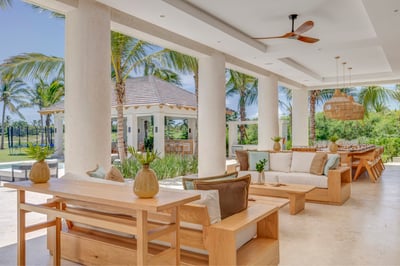 Luxury Villa Photo #9