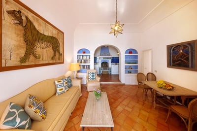 Luxury Villa Photo #8