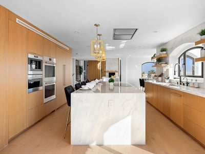 Luxury Villa Photo #17