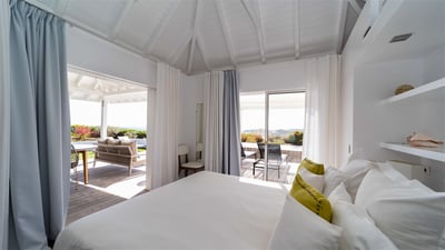 Luxury Villa Photo #15