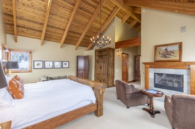 Luxury Villa Photo #24