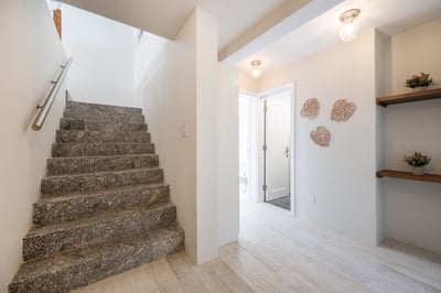 Luxury Villa Photo #14