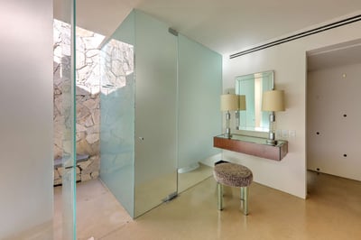Luxury Villa Photo #60