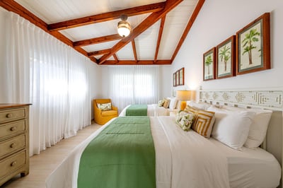 Luxury Villa Photo #14