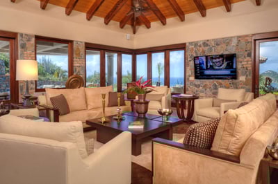 Luxury Villa Photo #40