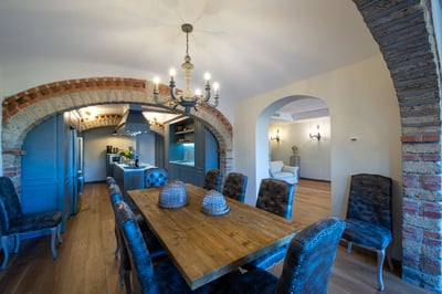 Luxury Villa Photo #9