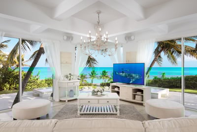 Luxury Villa Photo #43