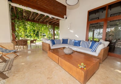Luxury Villa Photo #11