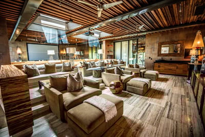 Luxury Villa Photo #40