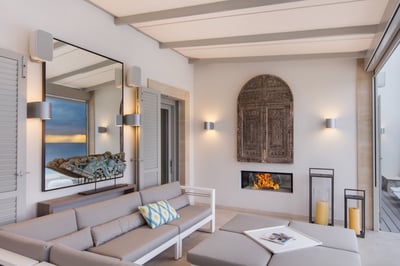 Luxury Villa Photo #13