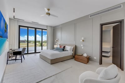 Luxury Villa Photo #42