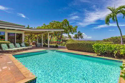 Luxury Villa Photo #4