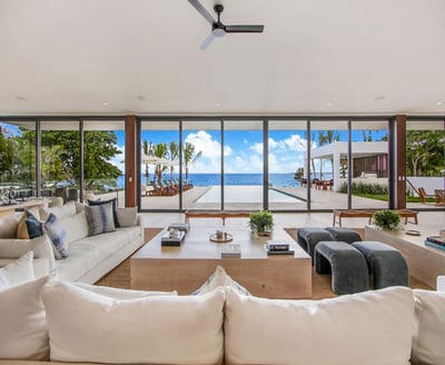 Luxury Villa Photo #13