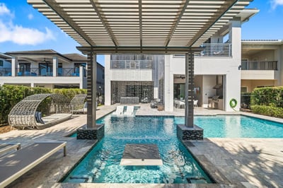 Luxury Villa Photo #8