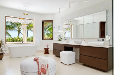 Luxury Villa Photo #41