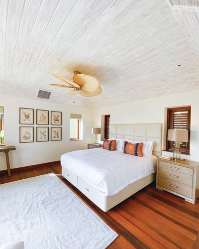 Luxury Villa Photo #37