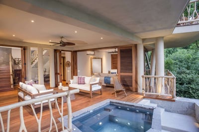 Luxury Villa Photo #2