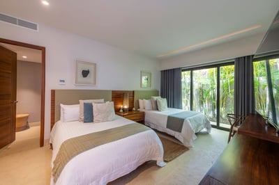 Luxury Villa Photo #70