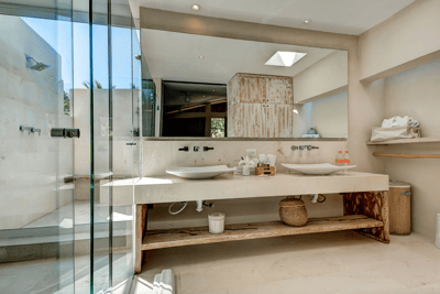 Luxury Villa Photo #38