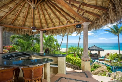 Luxury Villa Photo #10