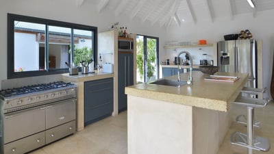 Luxury Villa Photo #7