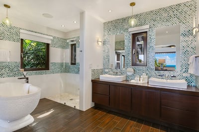 Luxury Villa Photo #43