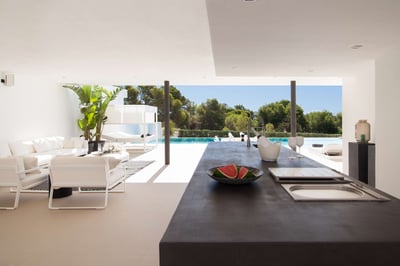 Luxury Villa Photo #11