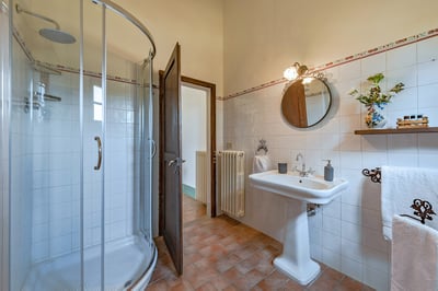 Luxury Villa Photo #34